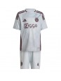 Ajax Ausweichtrikot für Kinder 2024-25 Kurzarm (+ Kurze Hosen)